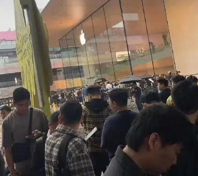 黄牛拒收iPhone16Pro 为什么没人要了？